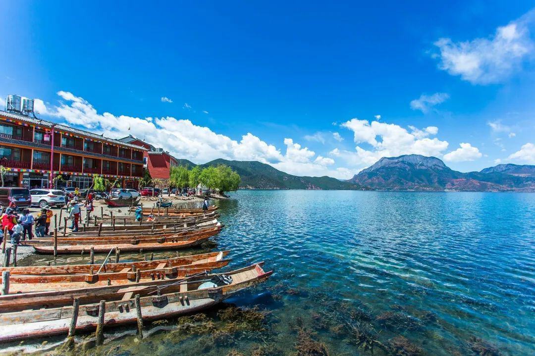 云滇风华独舞——民族风情舞台画卷